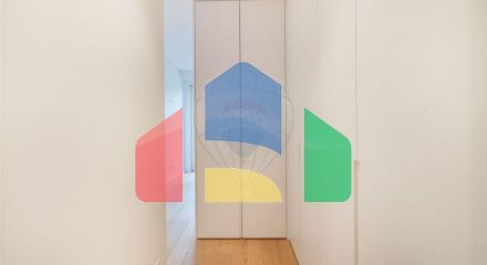 Residential - Condo/Apartment - T2 - Braga (São José de São Lázaro e São João do Souto), Braga - PT