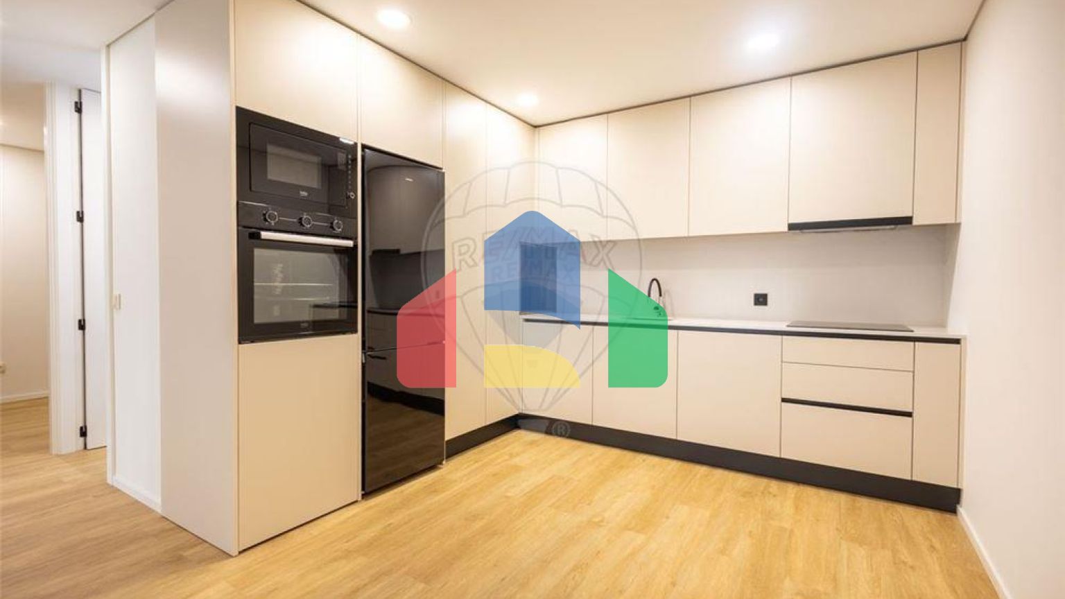 Residential - Condo/Apartment - T1 - Braga (São José de São Lázaro e São João do Souto), Braga - PT