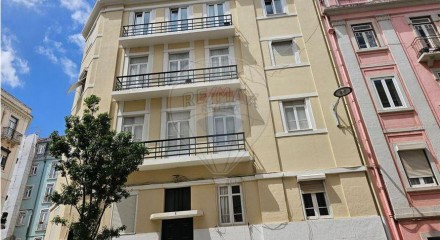 Residential - Condo/Apartment - T2 - Penha de Franca, Lisbon - PT