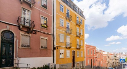 Residential - Condo/Apartment - T2 - Penha de Franca, Lisbon - PT