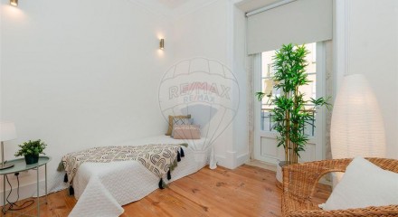 Residential - Condo/Apartment - T2 - Penha de Franca, Lisbon - PT