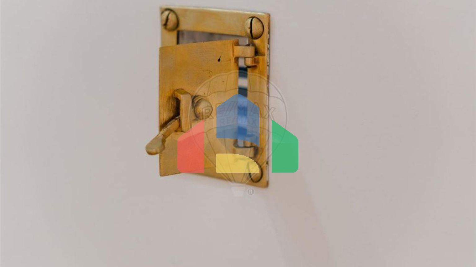 Residential - Condo/Apartment - T2 - Penha de Franca, Lisbon - PT