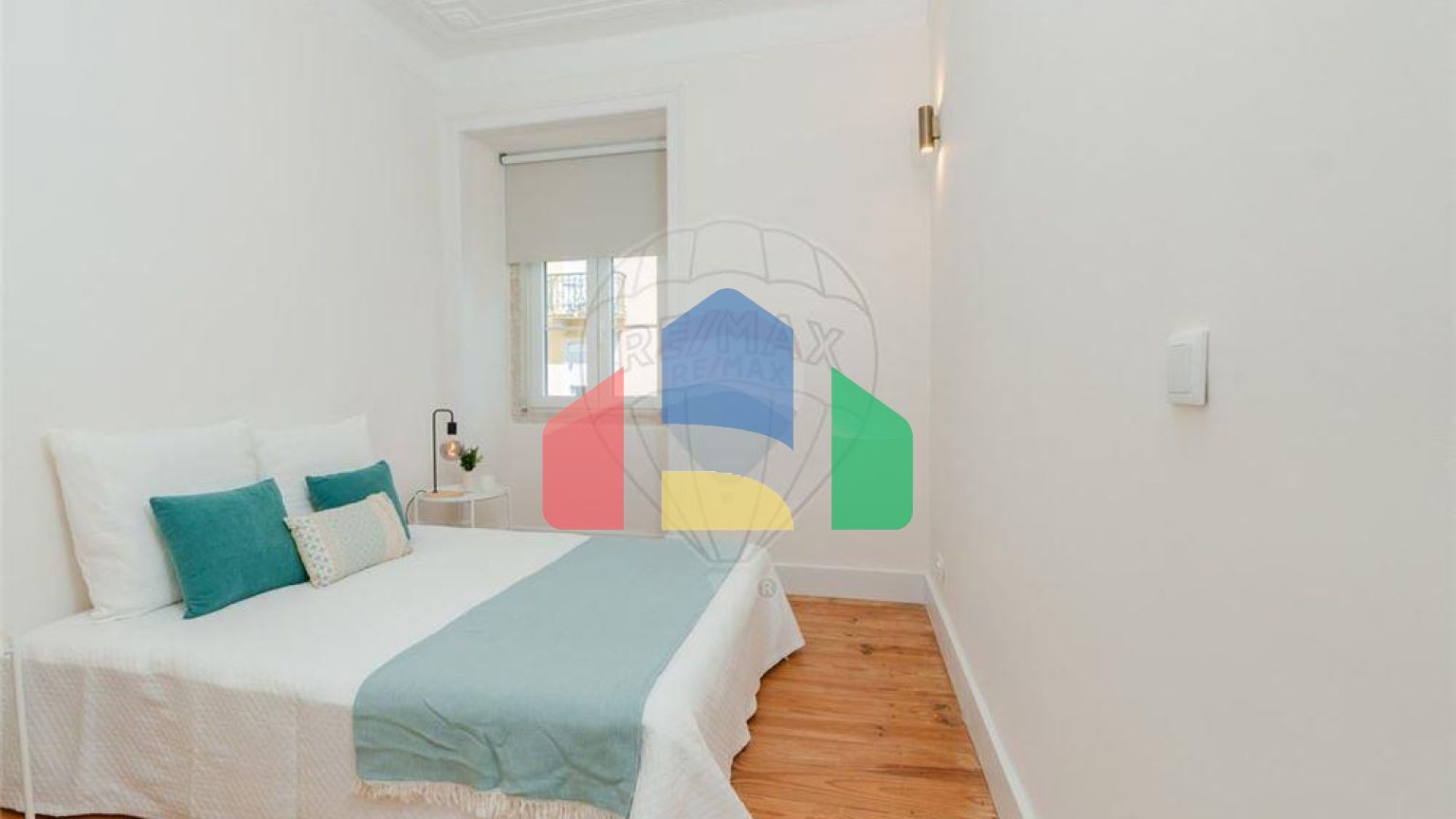 Residential - Condo/Apartment - T2 - Penha de Franca, Lisbon - PT