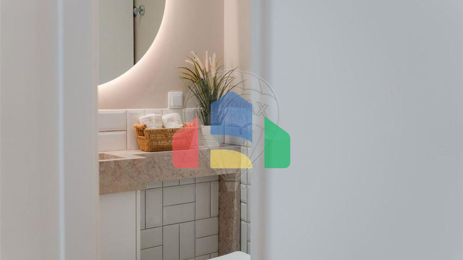 Residential - Condo/Apartment - T2 - Penha de Franca, Lisbon - PT