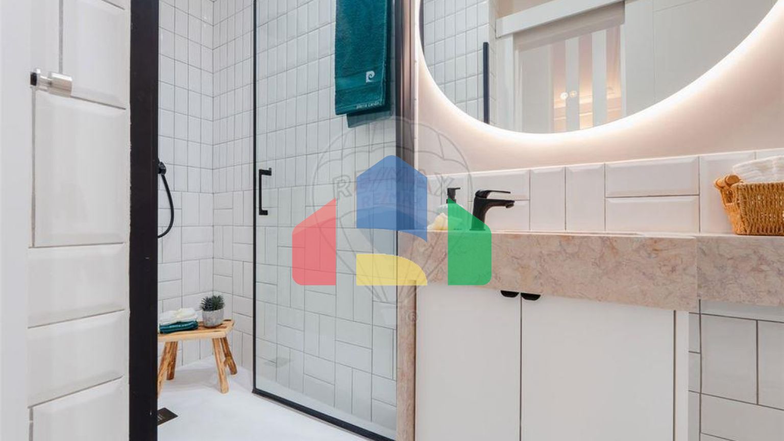 Residential - Condo/Apartment - T2 - Penha de Franca, Lisbon - PT