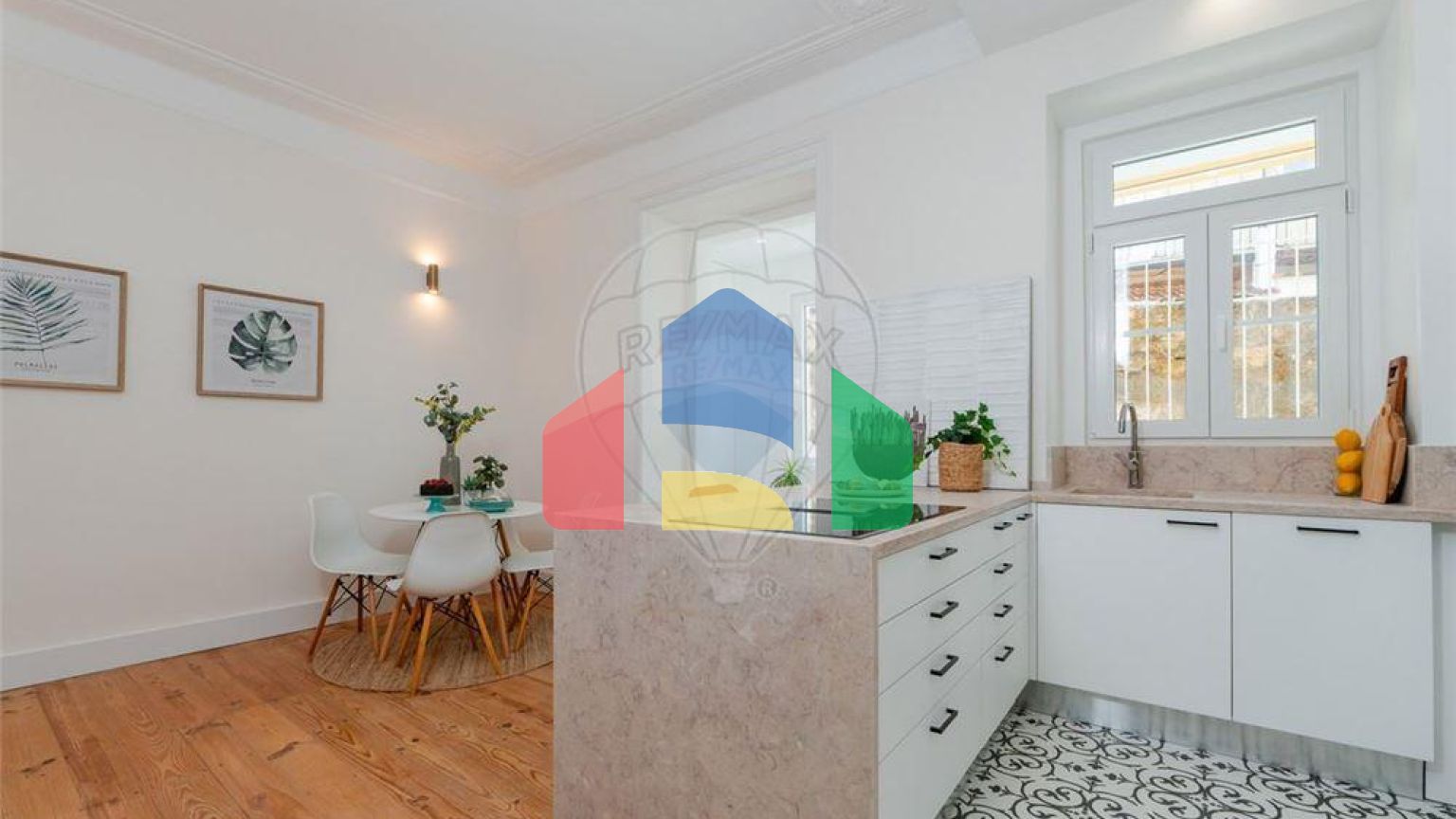 Residential - Condo/Apartment - T2 - Penha de Franca, Lisbon - PT