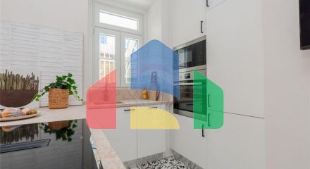 Residential - Condo/Apartment - T2 - Penha de Franca, Lisbon - PT