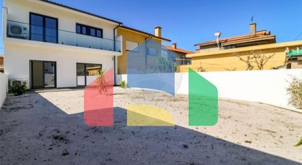 Residential - Single Family Home - T3 - Vila Cha, Vila do Conde - PT