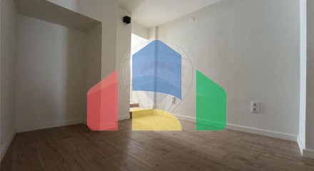 Residential - Condo/Apartment - T1 - Misericórdia, Lisbon - PT