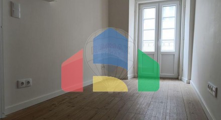Residential - Condo/Apartment - T1 - Misericórdia, Lisbon - PT
