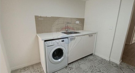 Residential - Condo/Apartment - T2 - Misericórdia, Lisbon - PT