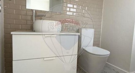 Residential - Condo/Apartment - T2 - Misericórdia, Lisbon - PT