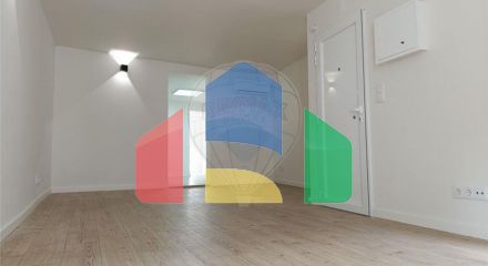 Residential - Condo/Apartment - T2 - Misericórdia, Lisbon - PT