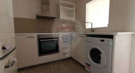 Residential - Condo/Apartment - T1 - Misericórdia, Lisbon - PT