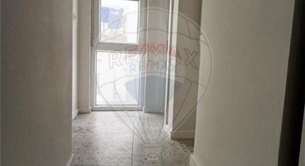 Residential - Condo/Apartment - T2 - Misericórdia, Lisbon - PT