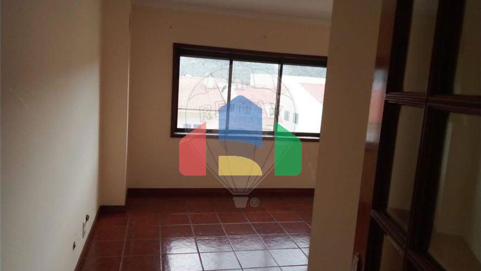 Residential - Condo/Apartment - T3 - Valongo, Valongo - PT