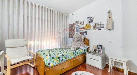 Residential - Condo/Apartment - T4 - Costa, Guimaraes - PT