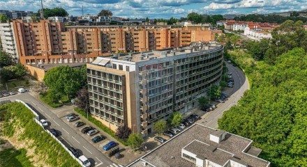 Residential - Condo/Apartment - T4 - Costa, Guimaraes - PT