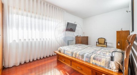 Residential - Condo/Apartment - T4 - Costa, Guimaraes - PT