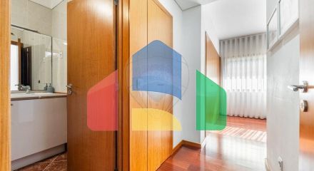 Residential - Condo/Apartment - T4 - Costa, Guimaraes - PT