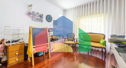 Residential - Condo/Apartment - T4 - Costa, Guimaraes - PT