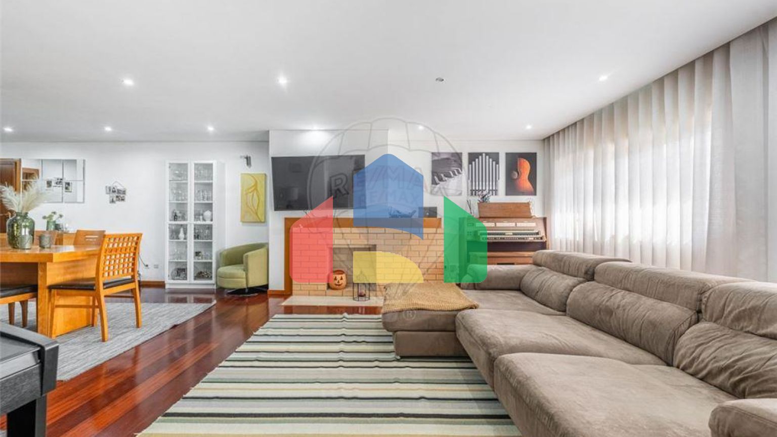 Residential - Condo/Apartment - T4 - Costa, Guimaraes - PT