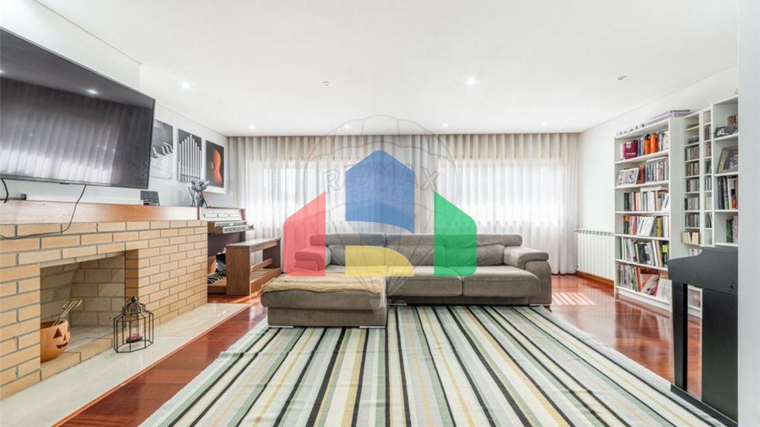 Residential - Condo/Apartment - T4 - Costa, Guimaraes - PT