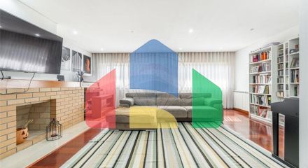 Residential - Condo/Apartment - T4 - Costa, Guimaraes - PT