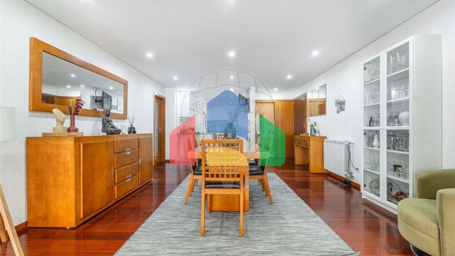 Residential - Condo/Apartment - T4 - Costa, Guimaraes - PT