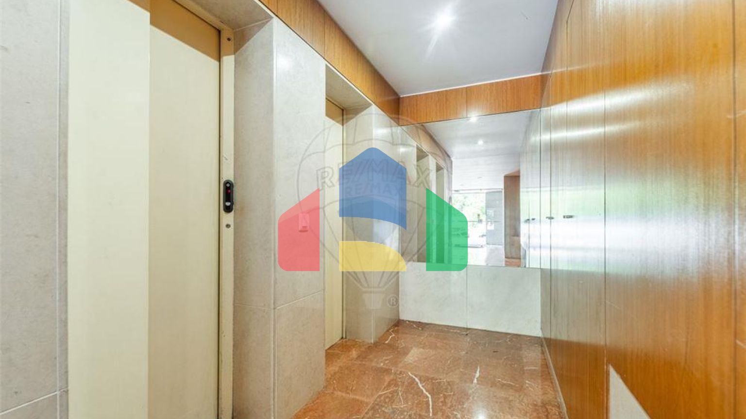 Residential - Condo/Apartment - T4 - Costa, Guimaraes - PT