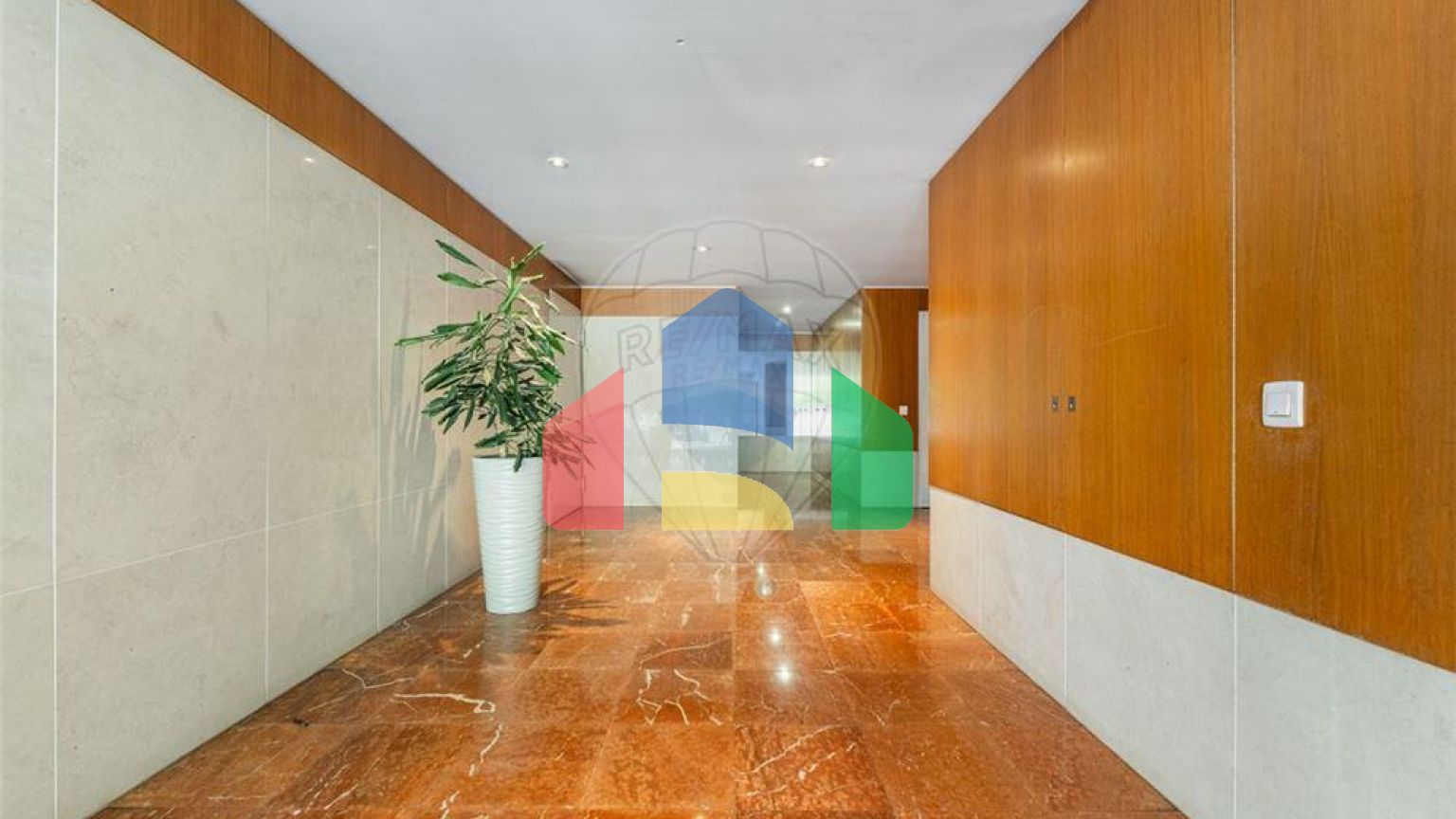 Residential - Condo/Apartment - T4 - Costa, Guimaraes - PT