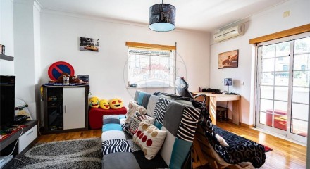 Residential - Single Family Home - T5 - Lousã e Vilarinho, Lousa - PT