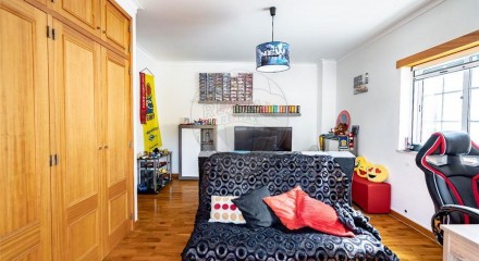 Residential - Single Family Home - T5 - Lousã e Vilarinho, Lousa - PT