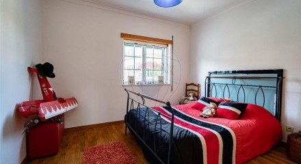 Residential - Single Family Home - T5 - Lousã e Vilarinho, Lousa - PT