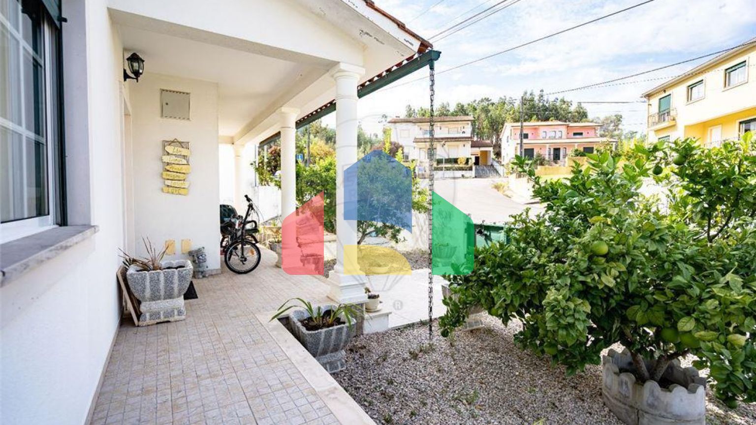 Residential - Single Family Home - T5 - Lousã e Vilarinho, Lousa - PT