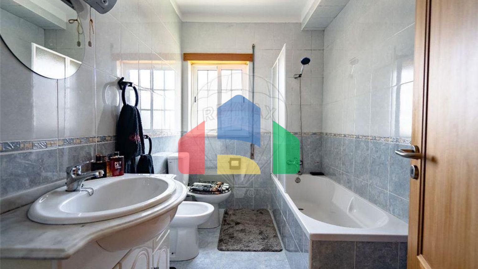 Residential - Single Family Home - T5 - Lousã e Vilarinho, Lousa - PT