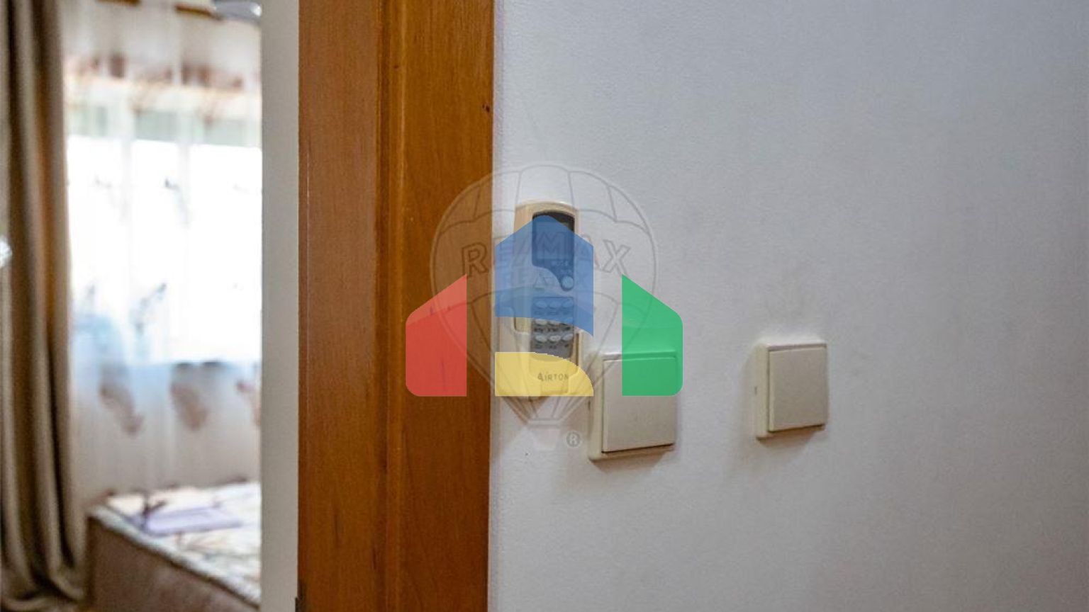 Residential - Single Family Home - T5 - Lousã e Vilarinho, Lousa - PT