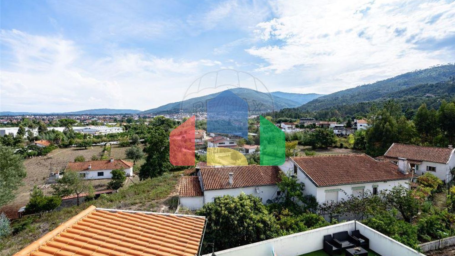 Residential - Single Family Home - T5 - Lousã e Vilarinho, Lousa - PT