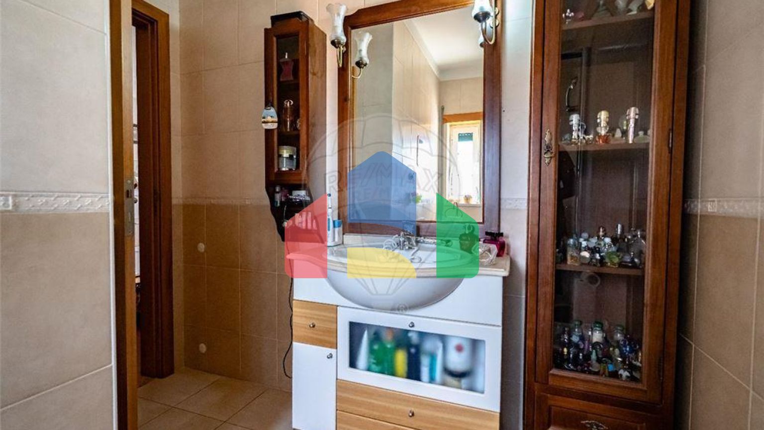 Residential - Single Family Home - T5 - Lousã e Vilarinho, Lousa - PT