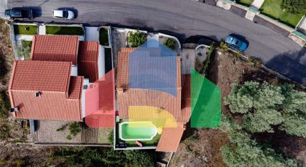 Residential - Single Family Home - T5 - Lousã e Vilarinho, Lousa - PT