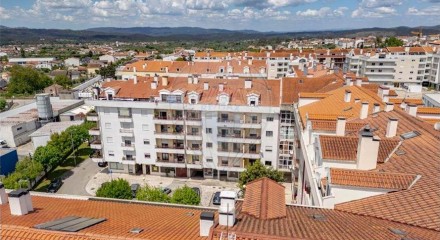 Residential - Condo/Apartment - T1 - Lousã e Vilarinho, Lousa - PT