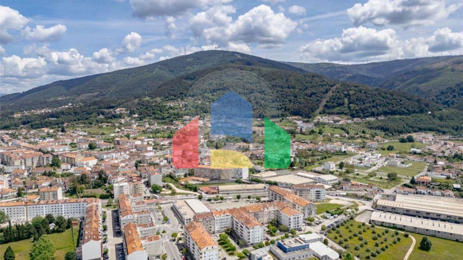 Residential - Condo/Apartment - T1 - Lousã e Vilarinho, Lousa - PT