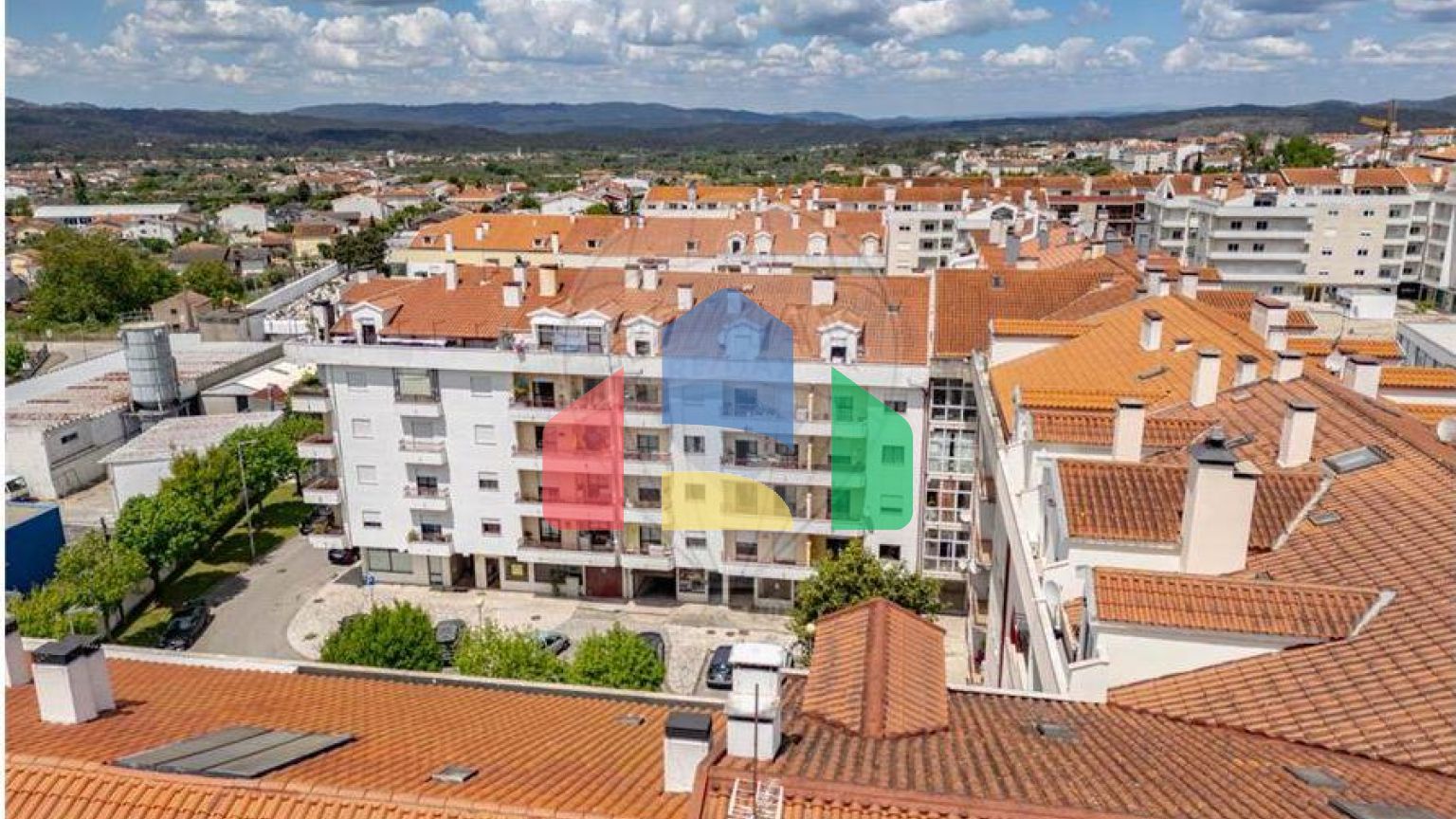 Residential - Condo/Apartment - T1 - Lousã e Vilarinho, Lousa - PT