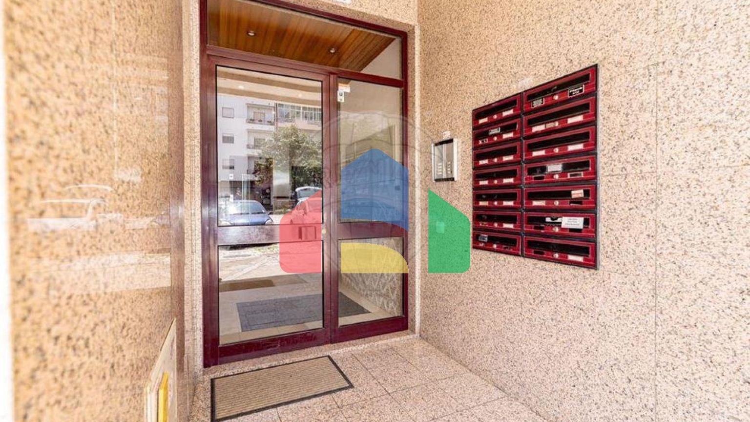 Residential - Condo/Apartment - T1 - Lousã e Vilarinho, Lousa - PT