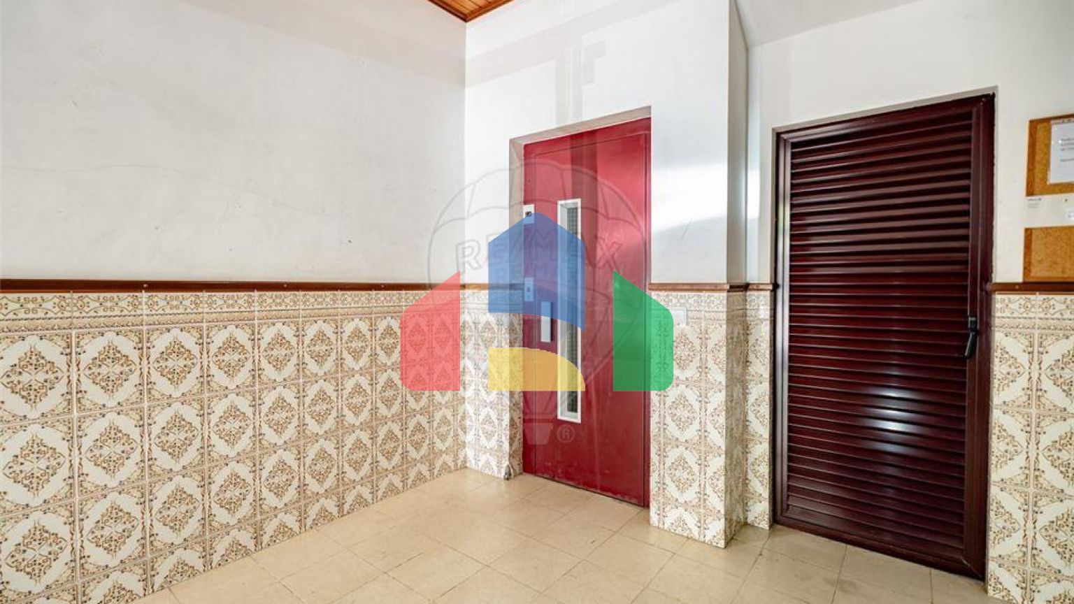 Residential - Condo/Apartment - T1 - Lousã e Vilarinho, Lousa - PT