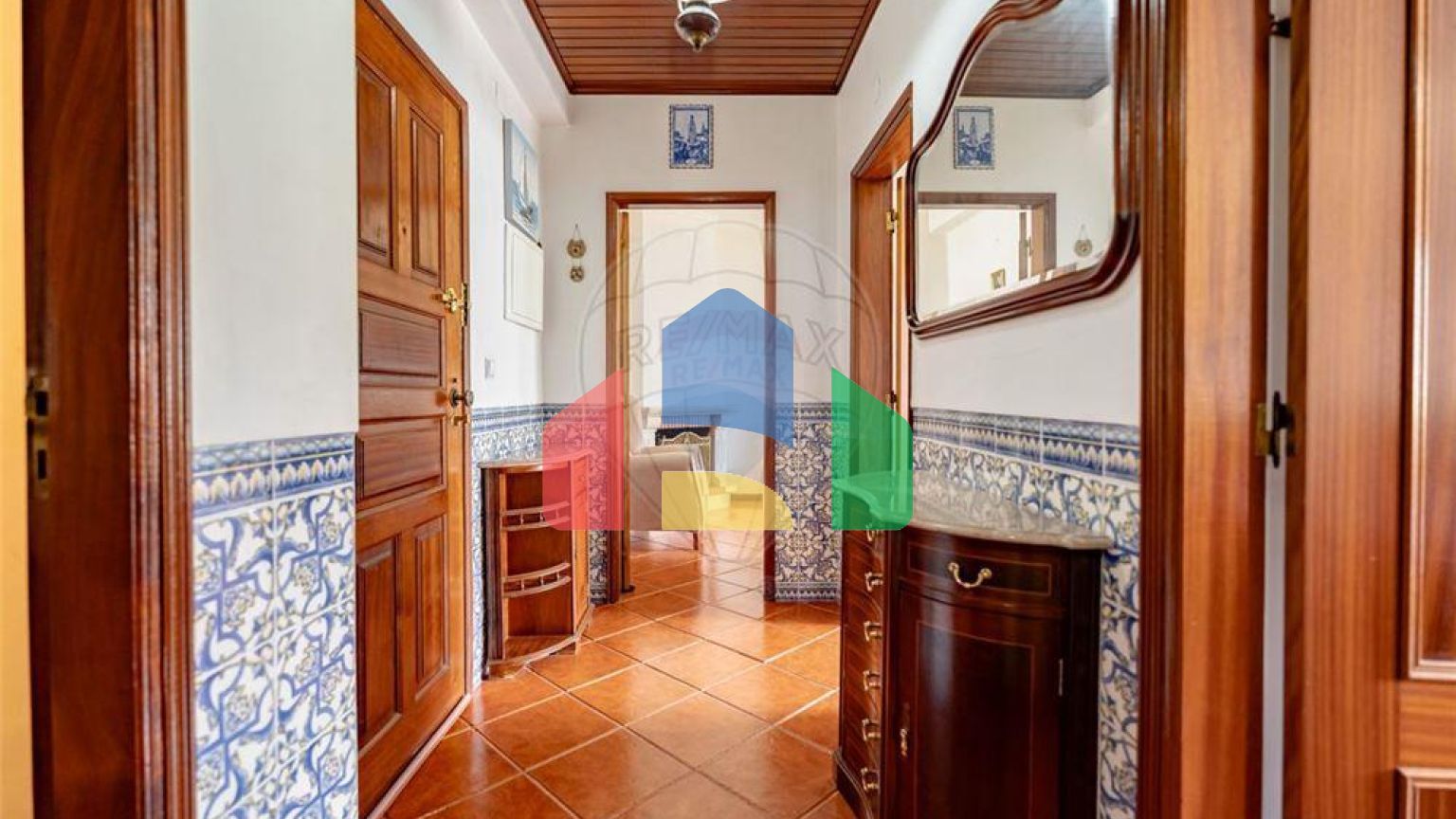 Residential - Condo/Apartment - T1 - Lousã e Vilarinho, Lousa - PT