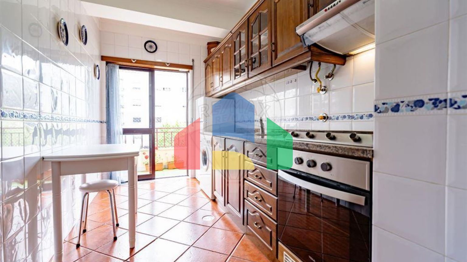 Residential - Condo/Apartment - T1 - Lousã e Vilarinho, Lousa - PT