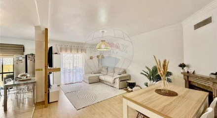 Residential - Condo/Apartment - T3 - Setubal (Sao Sebastiao), Setubal - PT