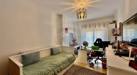 Residential - Condo/Apartment - T3 - Setubal (Sao Sebastiao), Setubal - PT
