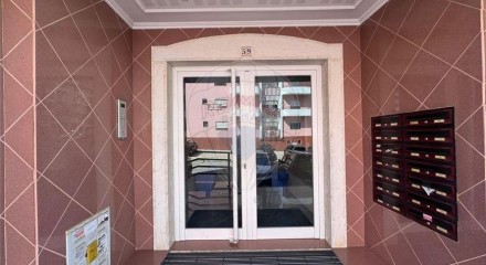 Residential - Condo/Apartment - T2 - Setubal (Sao Sebastiao), Setubal - PT